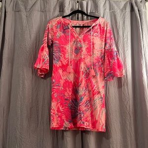 Bright, quarter sleeve, loose fitting dress.